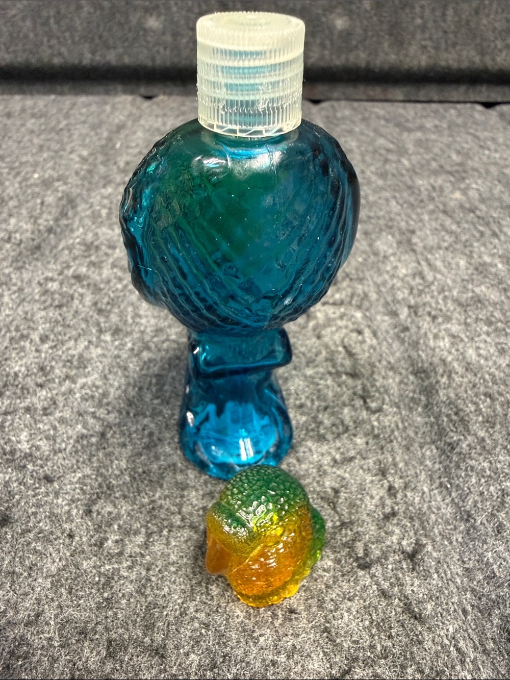 Avon Island Parakeet Blue and Green Glass Bottle - Picture 6 of 12